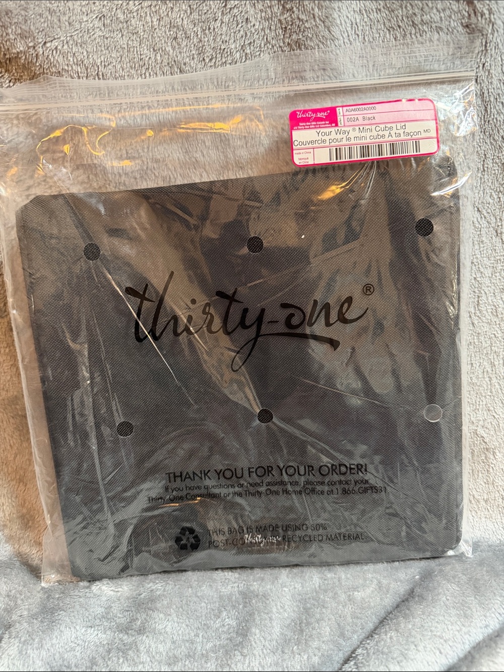 thirty-one Black Mini Cube Lid with Dot Accent